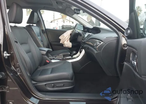 2017 Honda Accord Touring V6 z USA, uszkodzony, nr VIN 1HGCR3F99HA002539